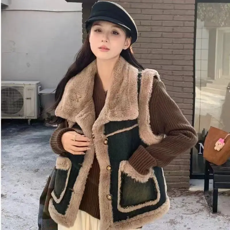 Lady Mink Velvet Giletes Light - مراجعة Padded Vest Gilet وسعره